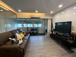 Blk 336 Jurong East Avenue 1 (Jurong East), HDB Executive #587545861